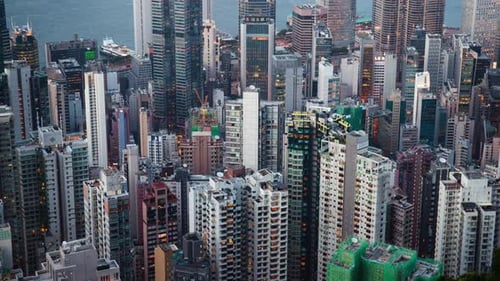 Time lapse of city at Hong Kong in the evening