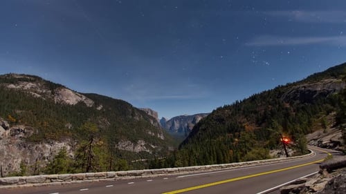 Time Lapse de Yosemite Road Stars