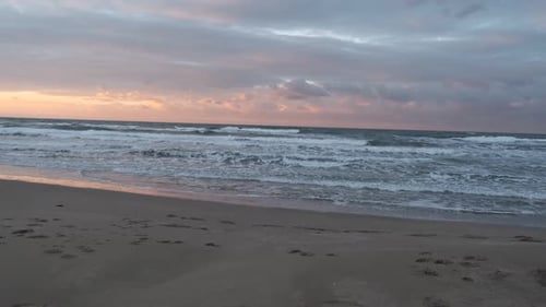 Wellen des Sonnenuntergangs