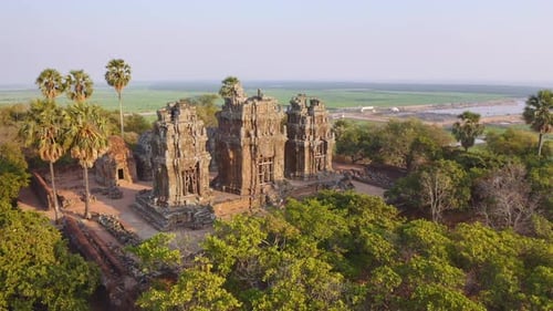 Historische Prasat Phnom Krom-Ruine