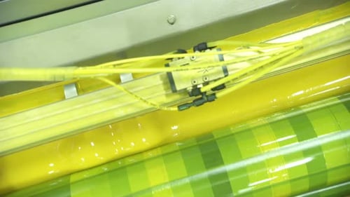 Offset printing press working at high speed in a large printing facility