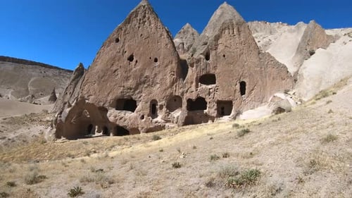 Feenkamine, Hoodoos, Höhlenhäuser und historische Klöster mit den Augen eines reisenden Touristen