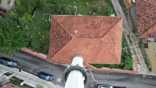 Aufstieg Ulomljenica Moschee