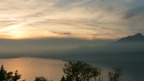Sonnenuntergang auf dem See