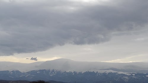 Timelapse des montagnes et de la neige