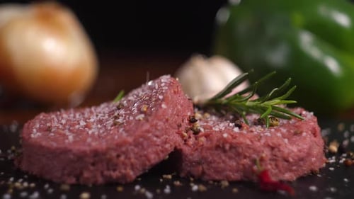 Burger végétalien à base de plantes Fake Vegeterian Boeuf Viande Gros plan Frais Impossible Veggie Food Beyond