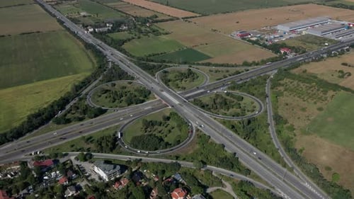 Cloverleaf Interchange-Verkehr