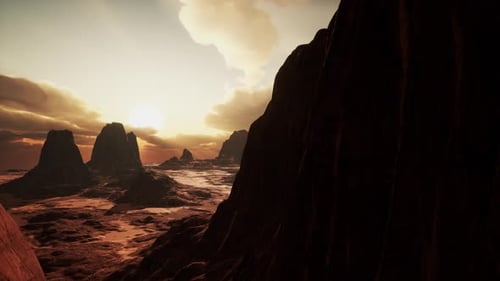 Increíbles formaciones de piedra arenisca en la famosa puesta de sol