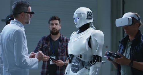 Scientists Testing Robots Gestures