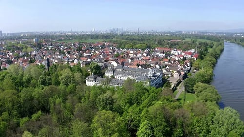 Rumpenheim Castle at Main river, Offenbach am Main, Hesse, Germany