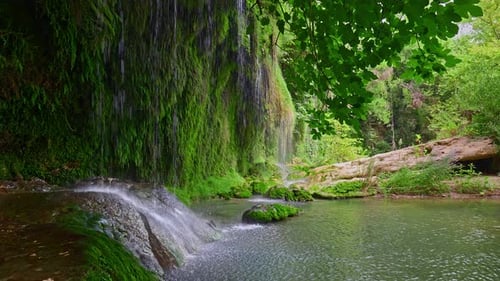 Waterfall (4K)