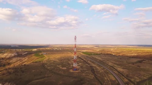 Telecommunication tower with antennas for transmitting cellular mobile signals