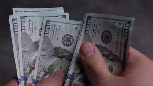 US-Dollar 103