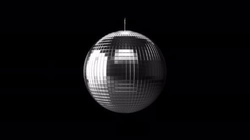 3D glänzende Disco-Spiegelkugel hängt in der Luft vor dem Hintergrund des Alpha-Kanals. Retro 80er