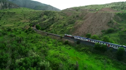 Trem e túnel