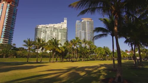 La tour Continuum South Beach à Miami