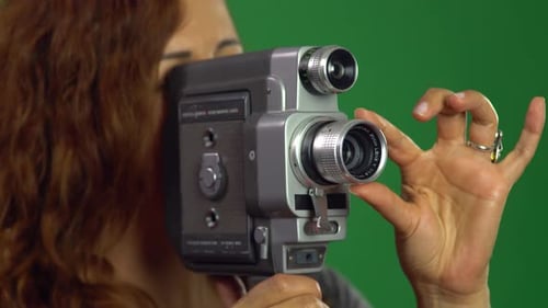 8-mm-Filmkamera auf grünem Bildschirm 3