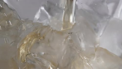 Whiskey on Rock