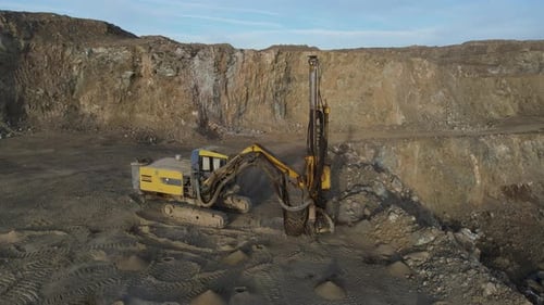 Aerial Well Drilling Equipment