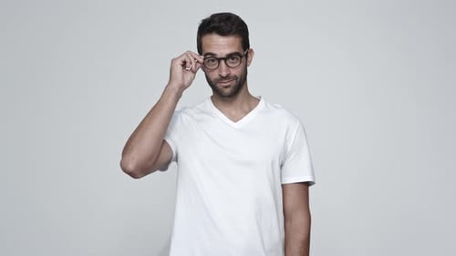 Brille Guy Smiling