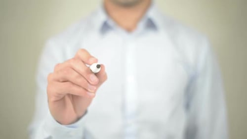 Adeus, empresário escrevendo em tela transparente