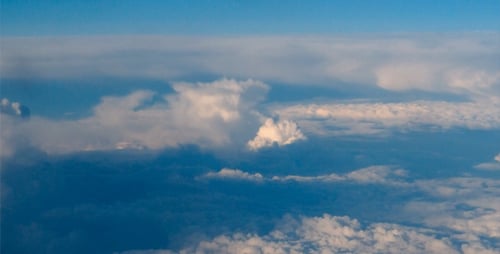 Über den Wolken fliegen 1