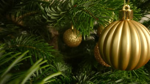 Classic Christmas Tree with Gold Ornaments