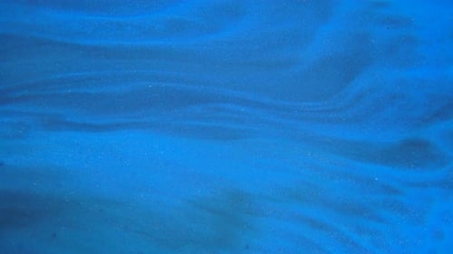 Diffusion de peinture bleue