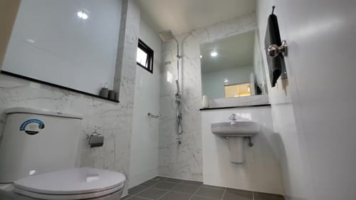 Modern Bathroom Interior Design with Marble Walls