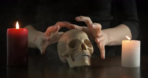 Invoquez avec un crâne