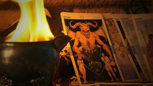 Magical Witchcraft Diseuse de bonne aventure Cartes de Tarot Mystique 32
