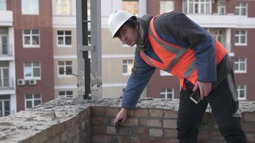 Construction measurements of the building under reconstruction.