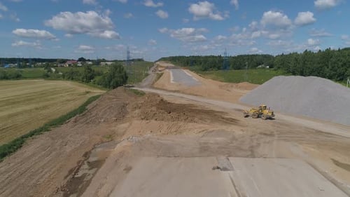 Luftaufnahme des Autobahnbaus