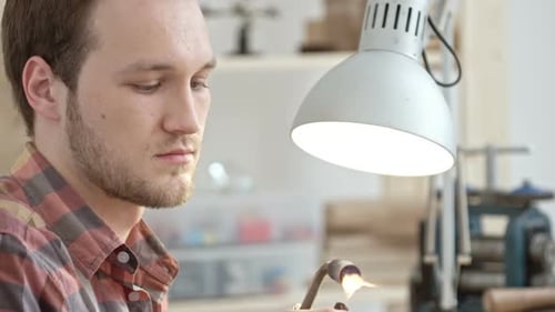 Experienced Jeweler