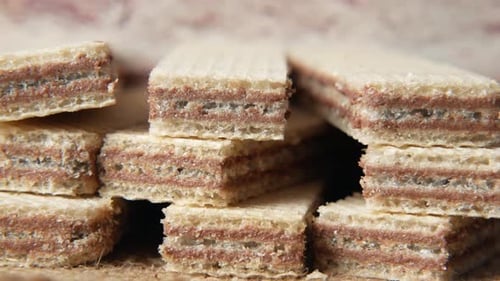 Detail Short of Wafer Roll Chocolate