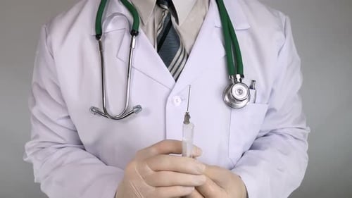 Doktor Und Spritze