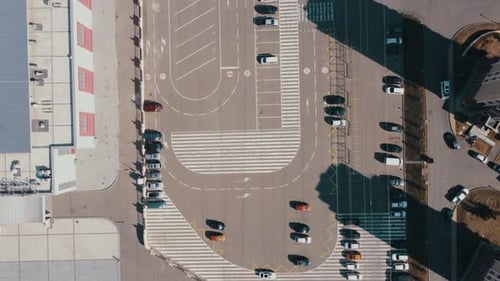Espacio de estacionamiento vacío