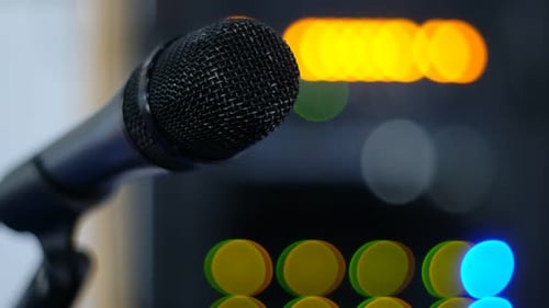 Microphone