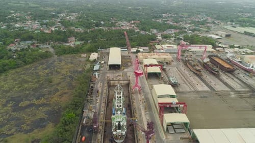 Chantier naval avec grue, Batangas, Philippines, Luzon