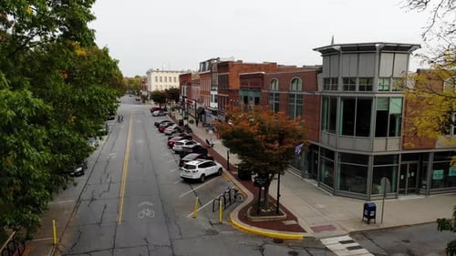 Centre-ville d'Oberlin Ohio, images aériennes de Drone