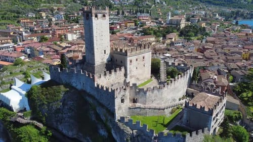 Lake Castle