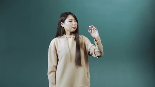 Young Adult Dislikes Small Bottle Product