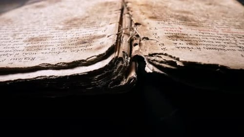 Antecedentes de un libro con escritos antiguos: secretos místicos de misterios pasados de la historia