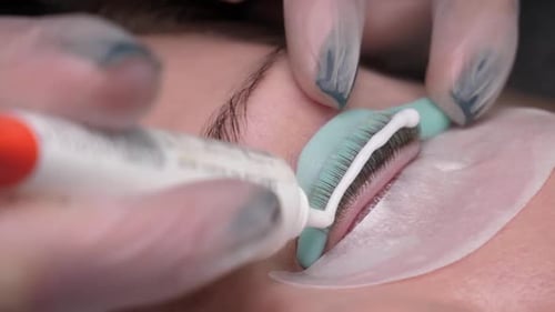 Proceso de extensión de pestañas