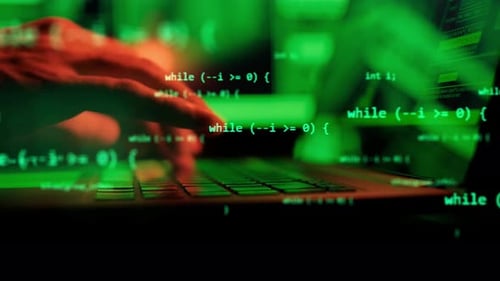 De cerca del desarrollo de tecnologías de programación y codificación