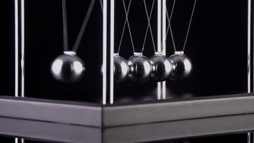 Newton's Cradle Slow Motion