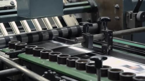 Close Up Machine on Print Factory