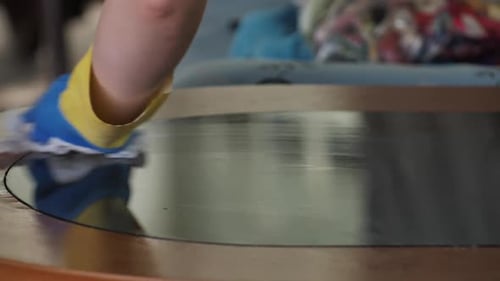 Hand Wipes Glossy Surface with Cloth, Wearing Gloves