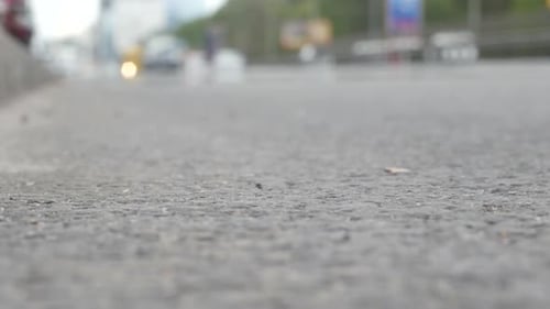 Straßenverkehr in der modernen Metropole