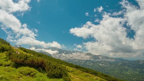 Wolken über den Alpen